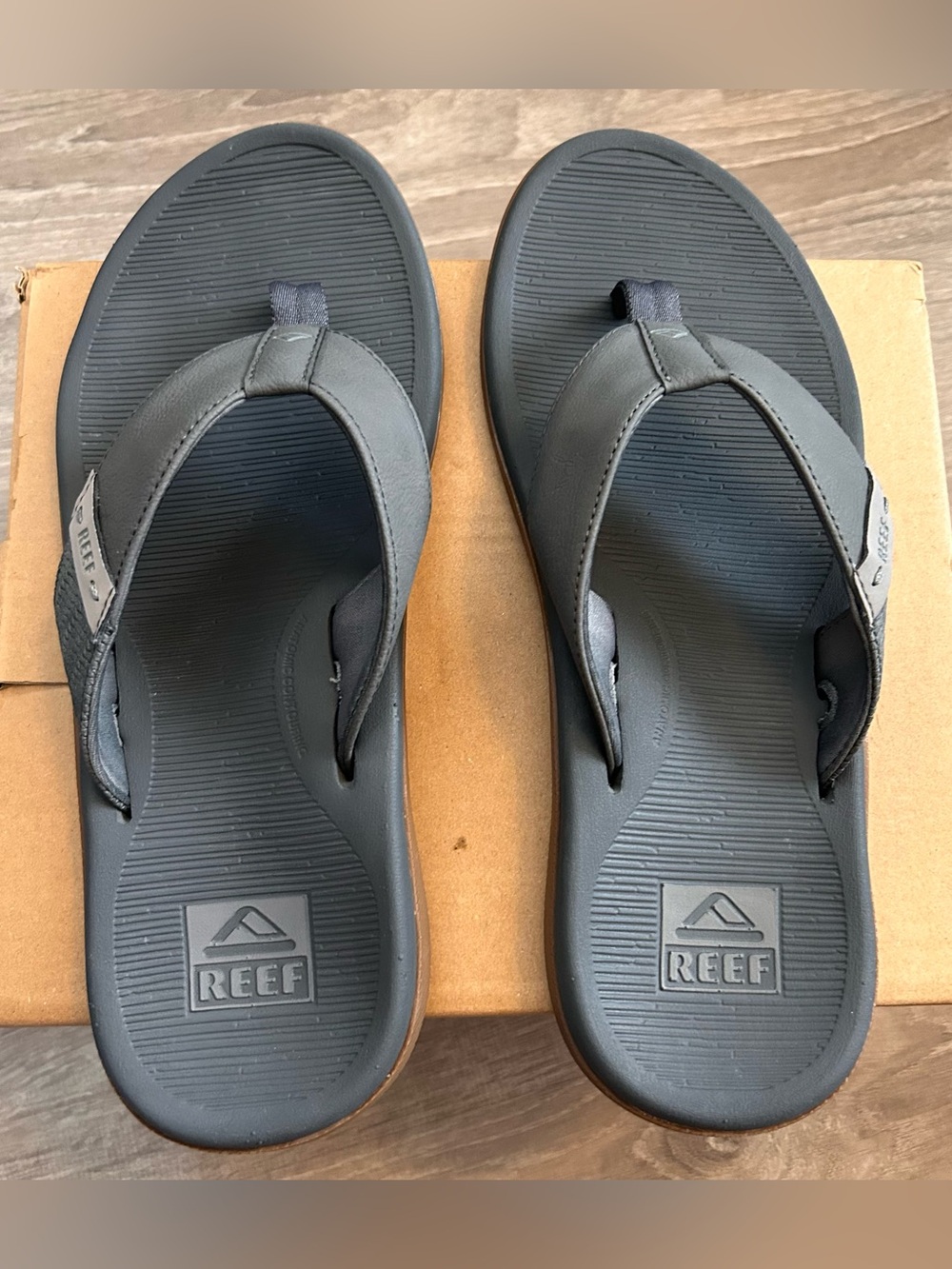 Reef mens flip flops